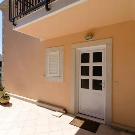 Marela- One Bedroom With Balcony And Sea View * Mokošica